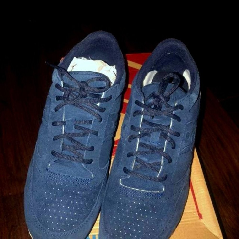 Men's Saucony Jazz Tennis Shoes , Rare size 13, Navy/Gray, Reg. $120+. NEW W/BOX